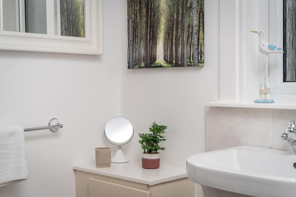 Heather Cottage, 2 Bedroom In Comrie Kültér fotó